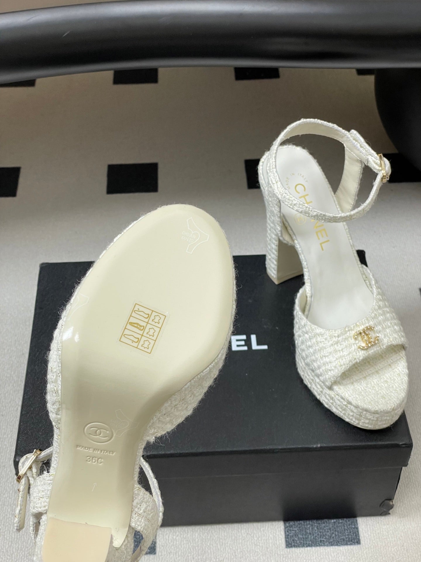 CC 26SS Platform Sandals 120mm White Double C Tweed 632569