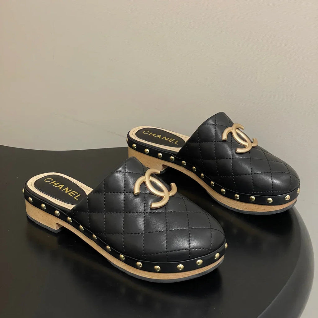 CC 26s Flat Mule Black Beige Cowhide 649404