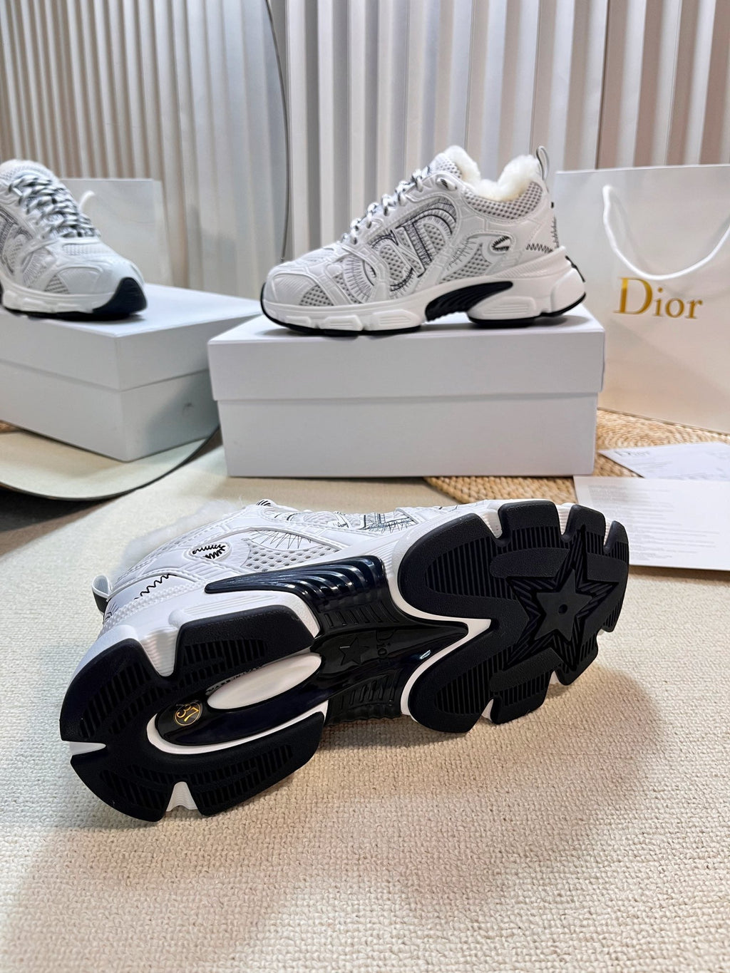 CD Chrono Sneaker In White Mesh Fabric With Fleece Lining 992618