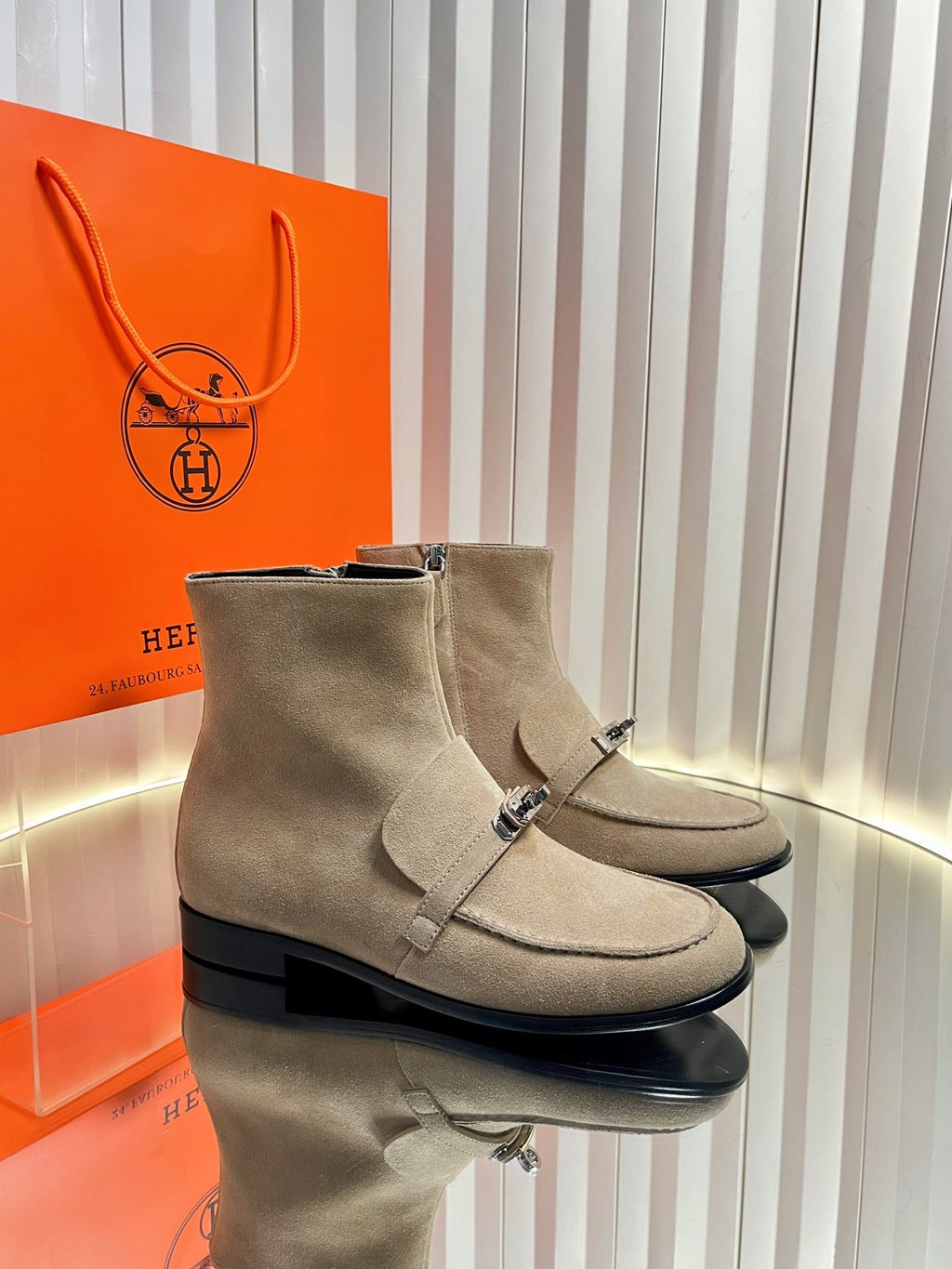HM 25s Kelsy Ankle Boot Khahi Suede 548462