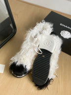 CC ANKLE BOOTS IN WHITE MIX BLACK WOOL FUR