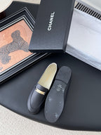 CC 25K   Finition Main Loafers Black Calfskin 458641