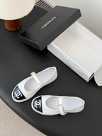 CC 26P Mary Jane Black White Patent Leather Lambskin 670806