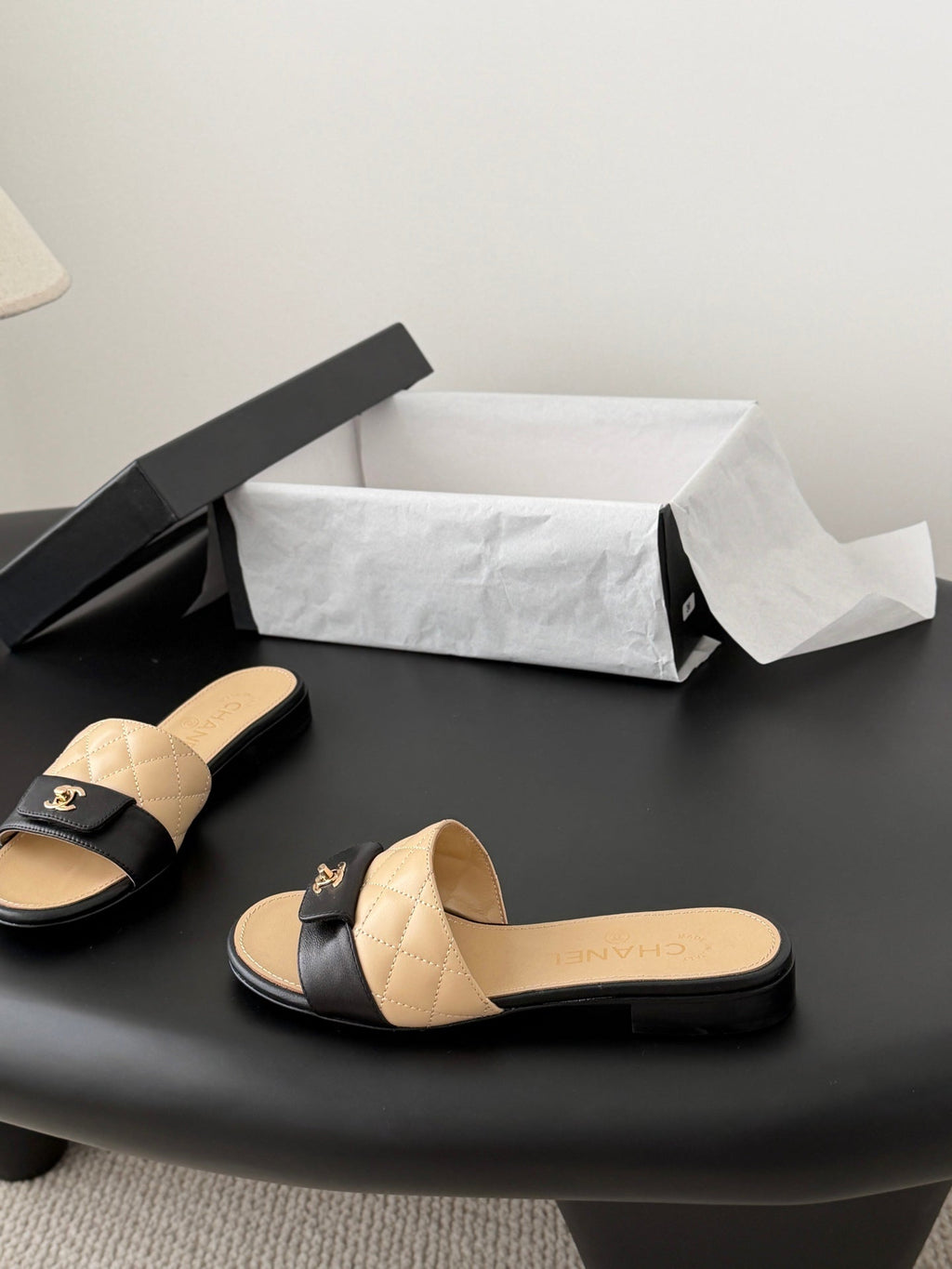 CC 26C Slippers Black Beige Quited Lambskin 670608