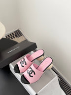 CC 26SS Slippers 7cm Black Pink Lambskin Patent Leather 670612