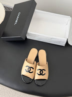 CC 26SS Mary Jane Slippers Black Beige Lambskin Patent Leather 670616