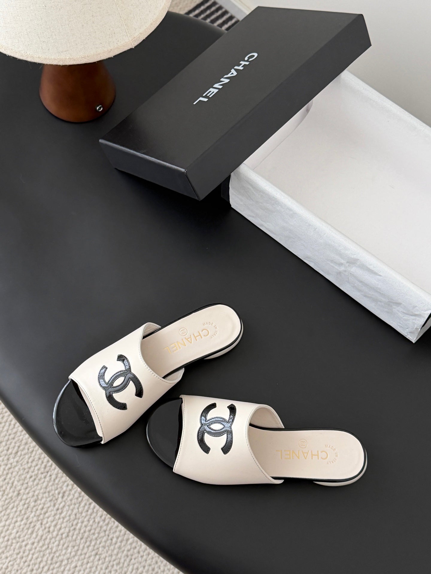 CC 26SS Mary Jane Slippers Black White Lambskin Patent Leather 670617