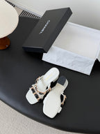 CC 26ss Chain Slippers Black White Sheepskin 670305