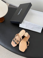 CC 26ss Chain Slippers Black Beige Sheepskin 670306