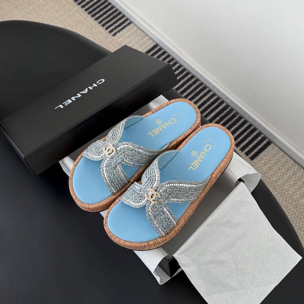 CC 26s Sandals Blue Raffia Sheepskin 670372