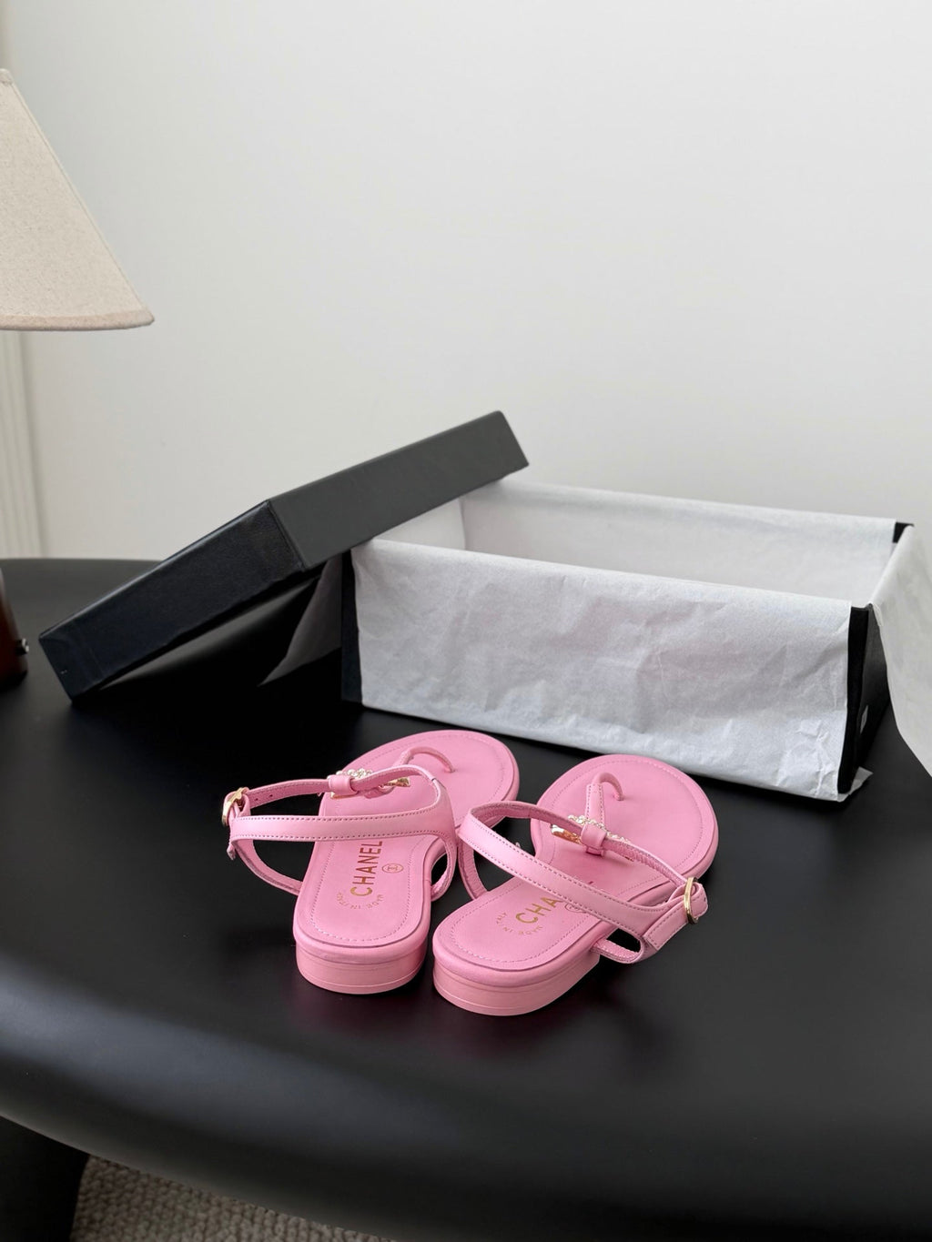 CC Strappy Sandals Pink Sheepskin 670384