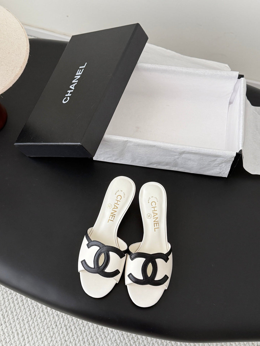 CC 2026 Heeled Sandal White Black Lambskin 675862