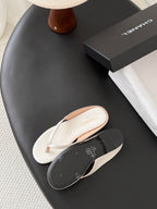 CC 26P Flip-Flops White Cowhide 600417