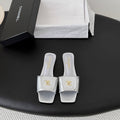 CC 26C Slippers Flat Sliver Grain Leather 717802