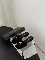 CC 26C Slippers Flat Black Suede 717806