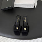 CC 26C Slippers Flat Black Suede 717806