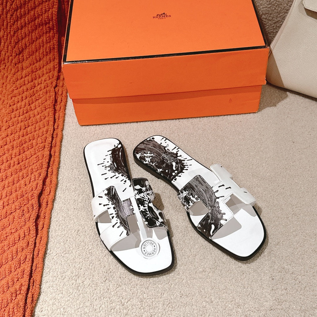 HM 3D Oran Sandals White Black Calfskin 243963