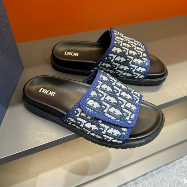 CD VELCRO STRAP SLIPPER AZURE JACQUARD