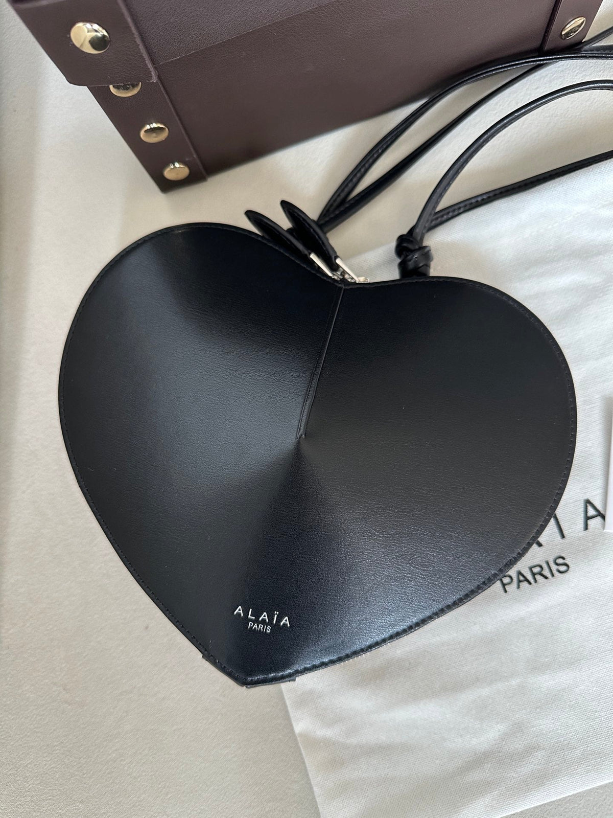LE COEUR BAG 21 IN BLACK CALFSKIN