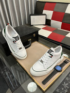 GG Men's ACE Sneaker White Green Embossed Cowhide 543293