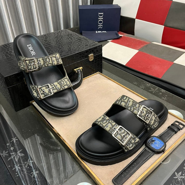 CD AQUA BUCKLE SANDAL BLACK AND SAGE JACQUARD