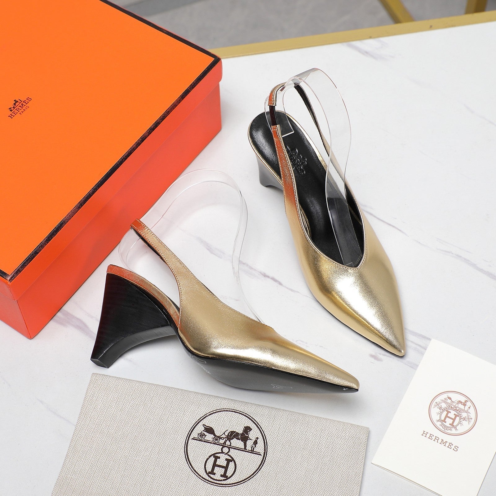HM  Classic High-Heeled Slingback 70mm Golden Sheepskin 547639
