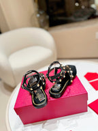 VT Flat-soled Rivet-back Hollow Sandals Black Cowhide