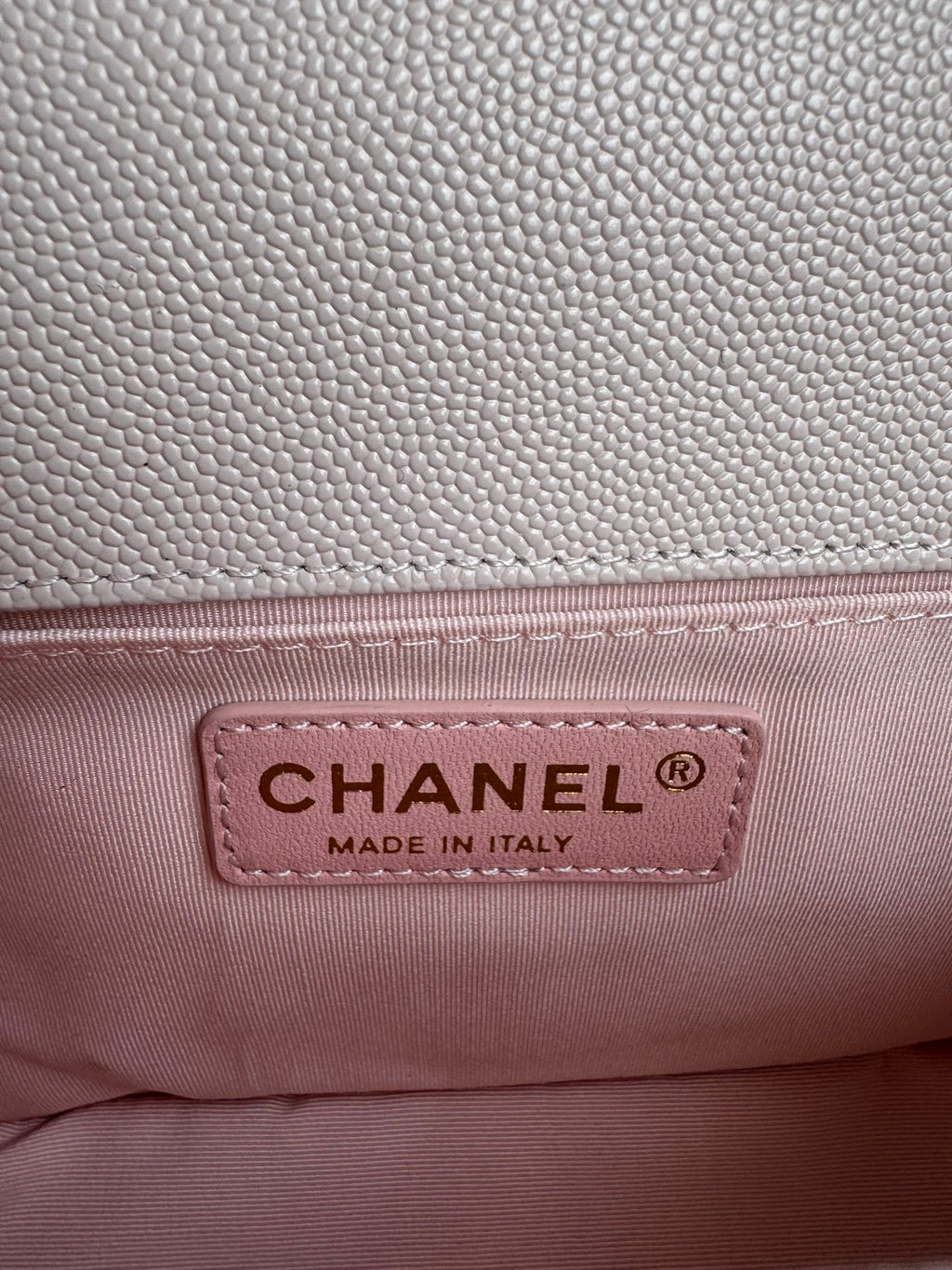 BOY BAG MEDIUM 25 IN PINK NUDE CALFSKIN WITH GOLD HARDWARE