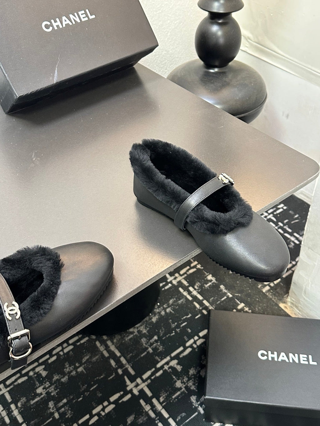 CC 2025 Puffer Ballet Flat With Strap Black Sheepskin Fur 529346