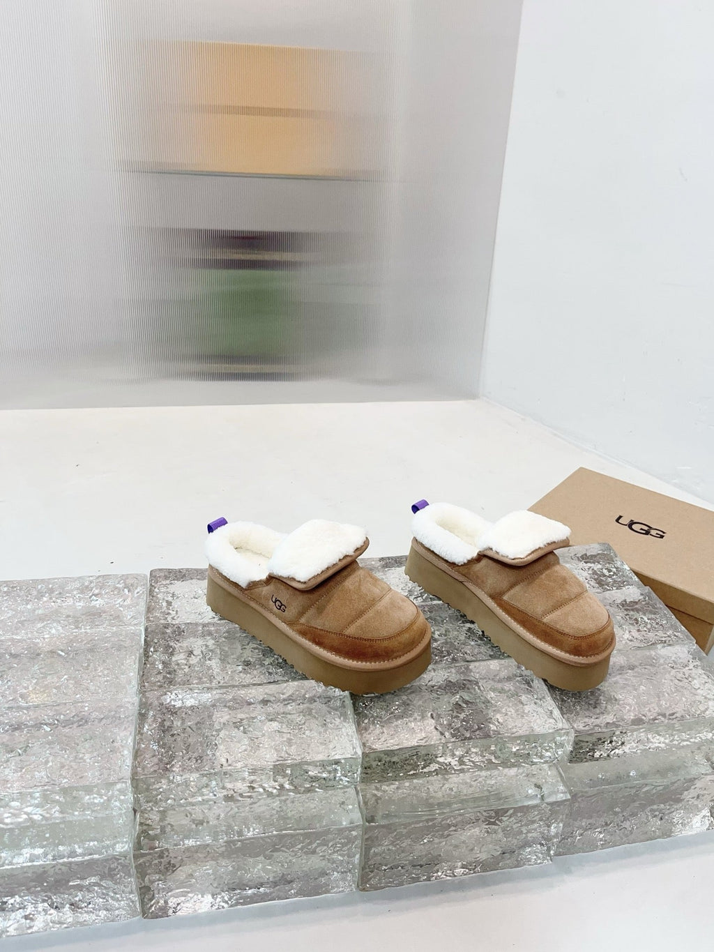 UGG Platform Ankle Puffer Brown Suede 522274