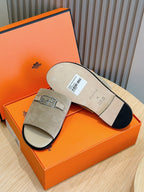 HM Men's Tenor Slide Light Brown Suede 547657