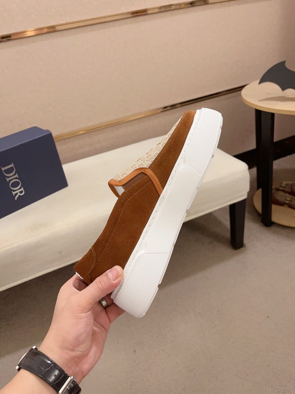 CD B23 SLIP ON RUSSET SUEDE AND JACQUARD