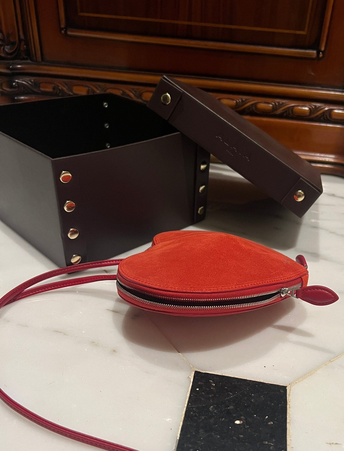 LE COEUR BAG 21 IN OLD BRICK SUEDE