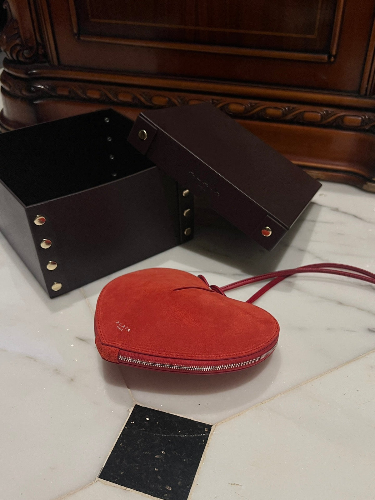 LE COEUR BAG 21 IN OLD BRICK SUEDE