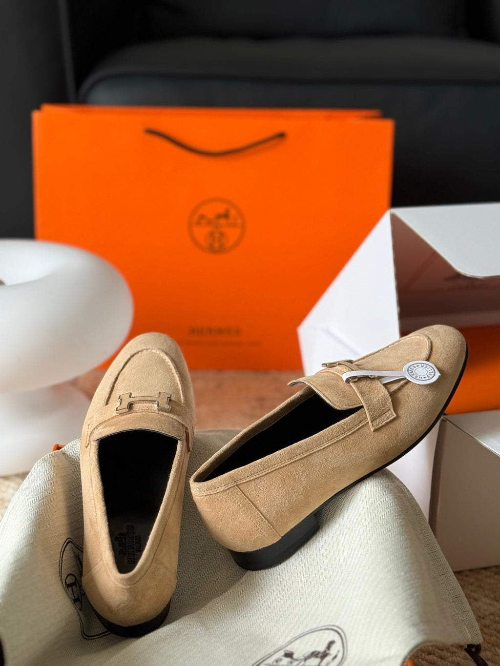 HM Paris Loafers Beige Suede 581245
