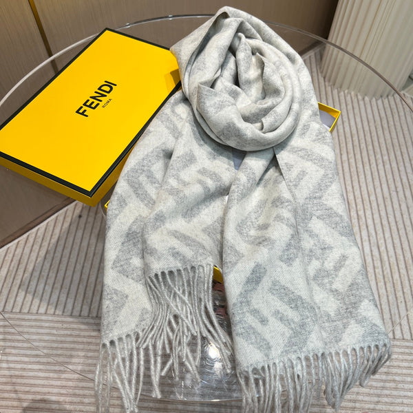 FF 170 CM SCARF IN DOVE GREY WOOL AND CASHMERE