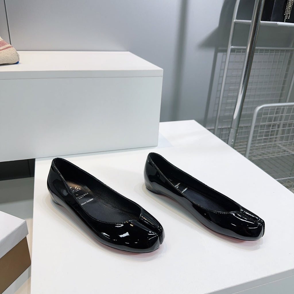 CL x Maison Margiela Ballerina Flats Black Patent Leather 639689