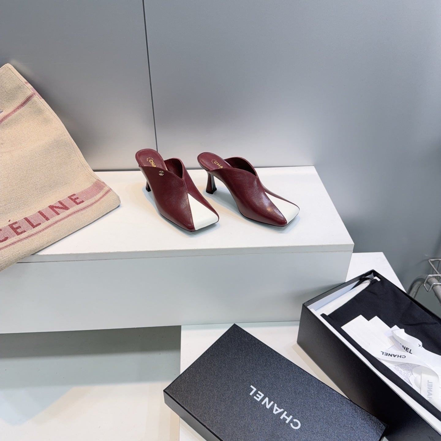 CC Fall 2026 Square Toe High-Heeled Sandals 7cm Burgundy White Sheepskin