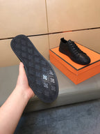 GG Men's Bee Sneaker Black Embossed Pigskin 531262