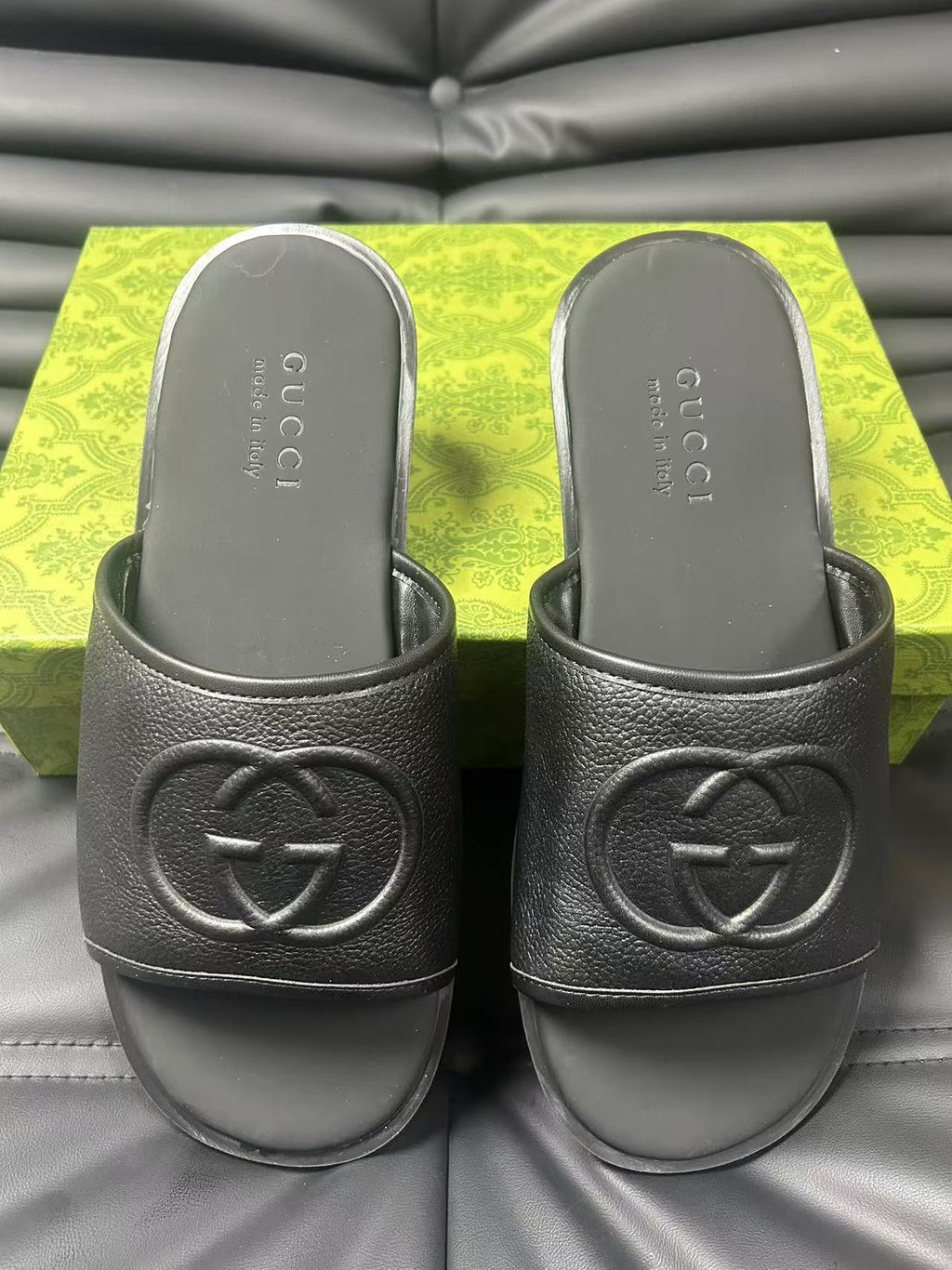 GG Men's 25 Monogram Slide Black Calfskin 540246