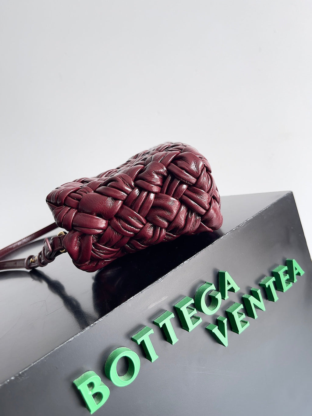 BV Kalimero chacha Bag 28.5cm Barolo Leather