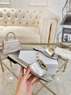 CD 26s Sandals Sliver Leather 667114