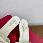 Vlogo Cut-Out 60 Sandal Ivory Calfskin