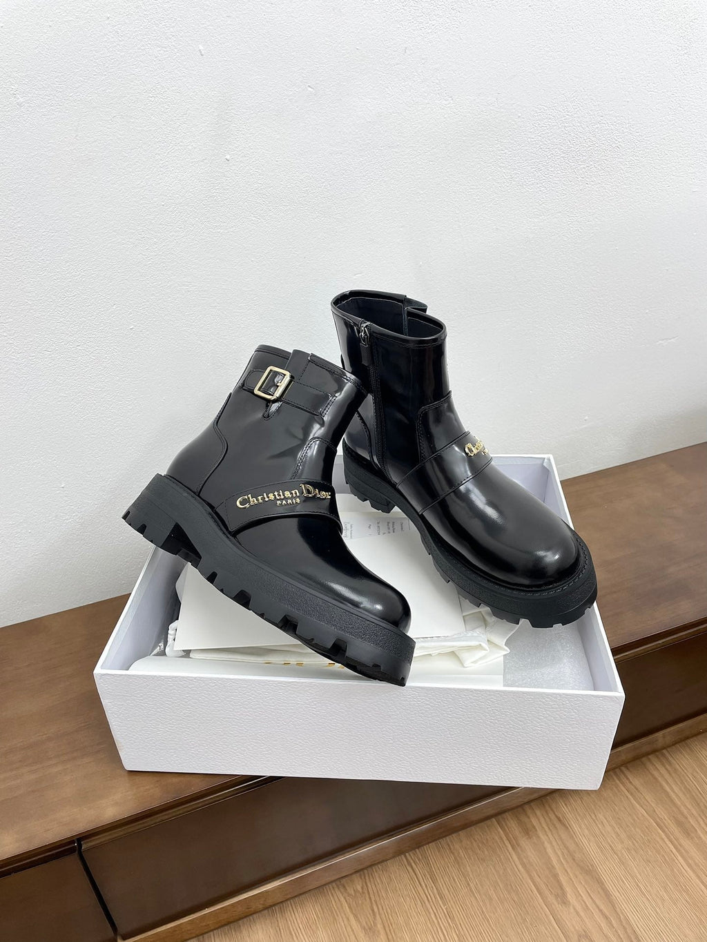 CD D-Quest Ankle Boot 40mm Glossy Black Calfskin