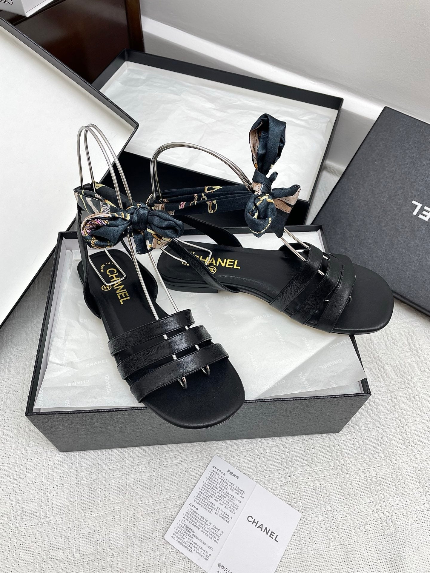 CC 25SS Sandals Three Straps Black Calfskin 338325