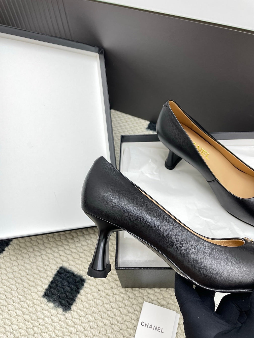 CC Square-Toe Pumps 65mm Black Sheepskin 427015