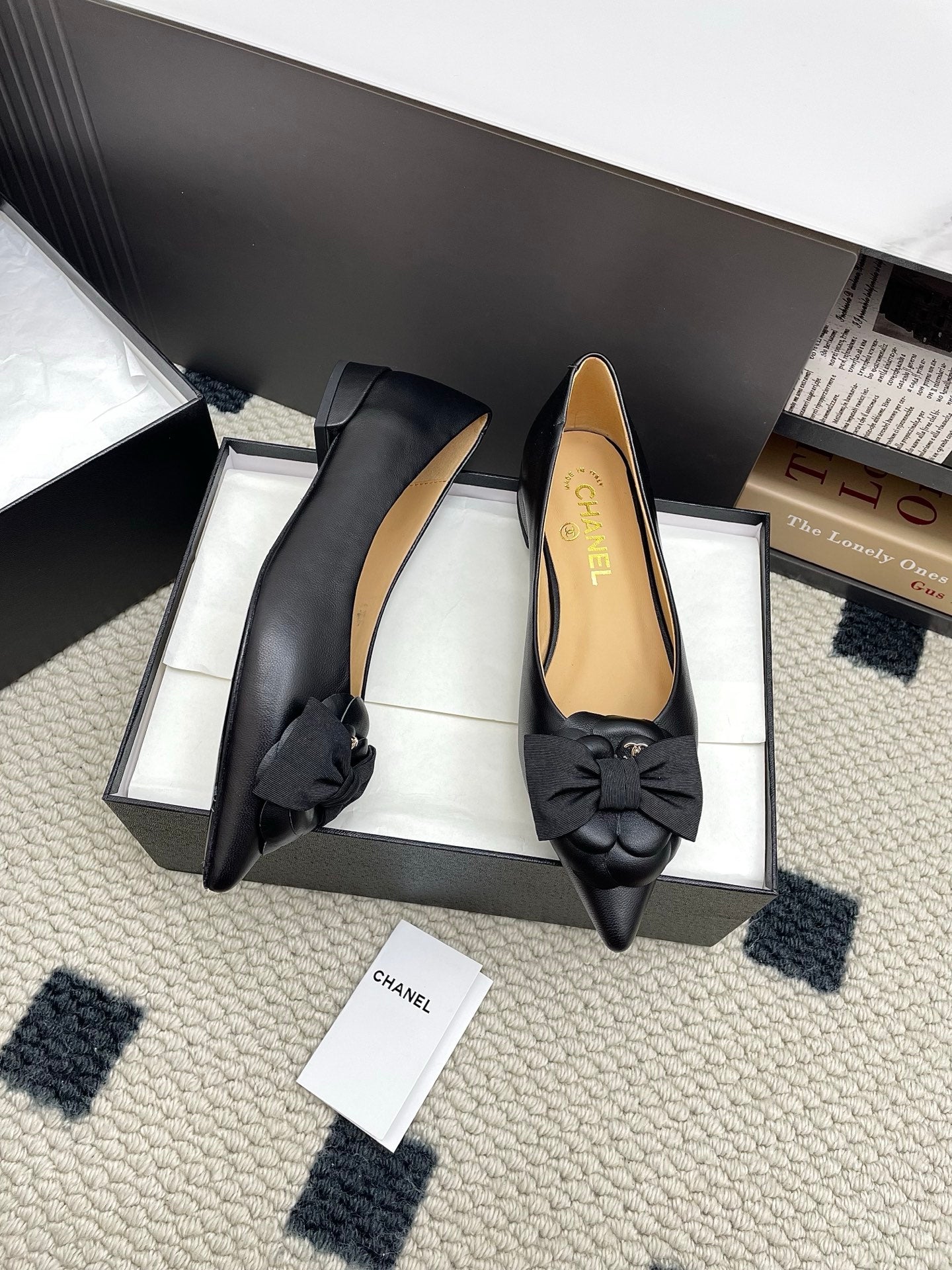 CC Logo Bow with Camellia Ballerina Flats 15mm Black Cowhide Sheepskin 427022