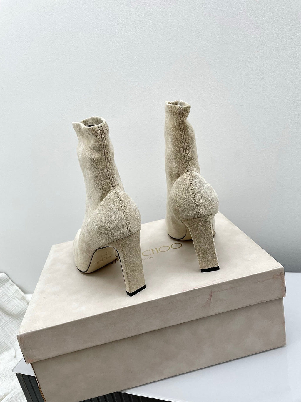 Jimmy Short Boots 85mm Ivory Suede 511613
