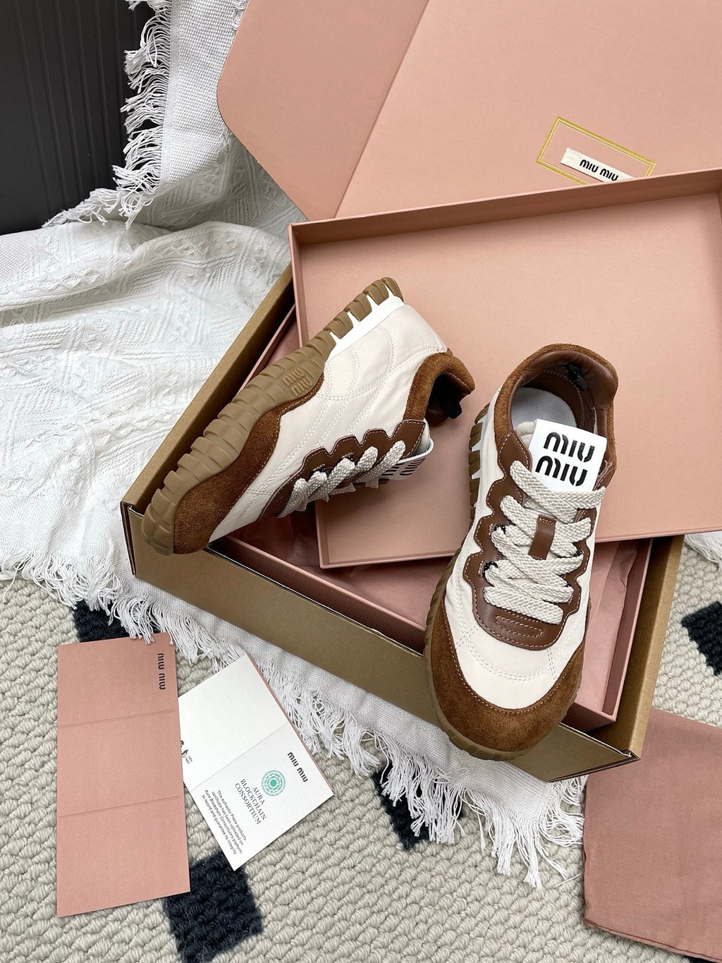 Miu Tyre Sneaker Brown White Suede 611341