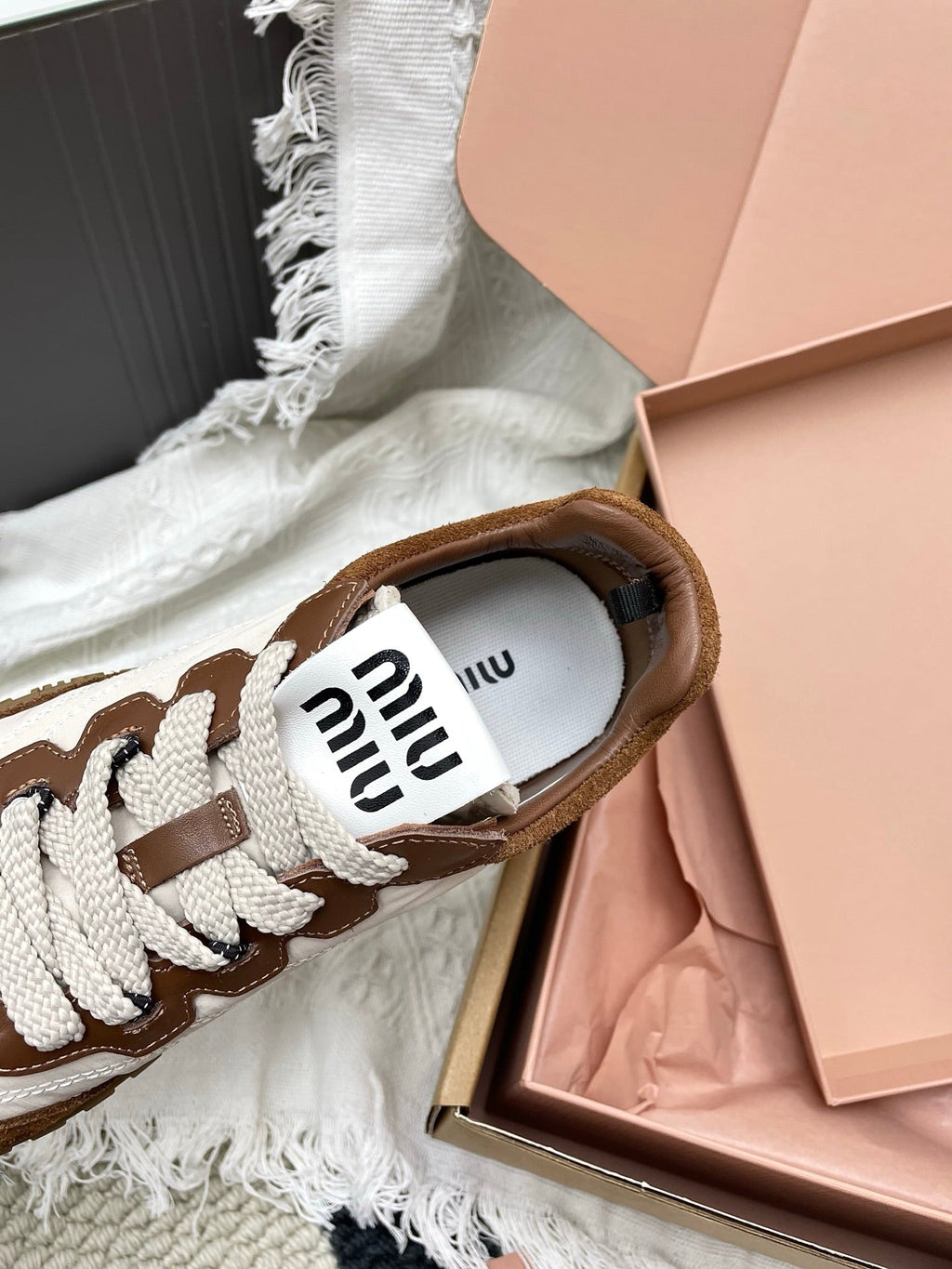 Miu Tyre Sneaker Brown White Suede 611341